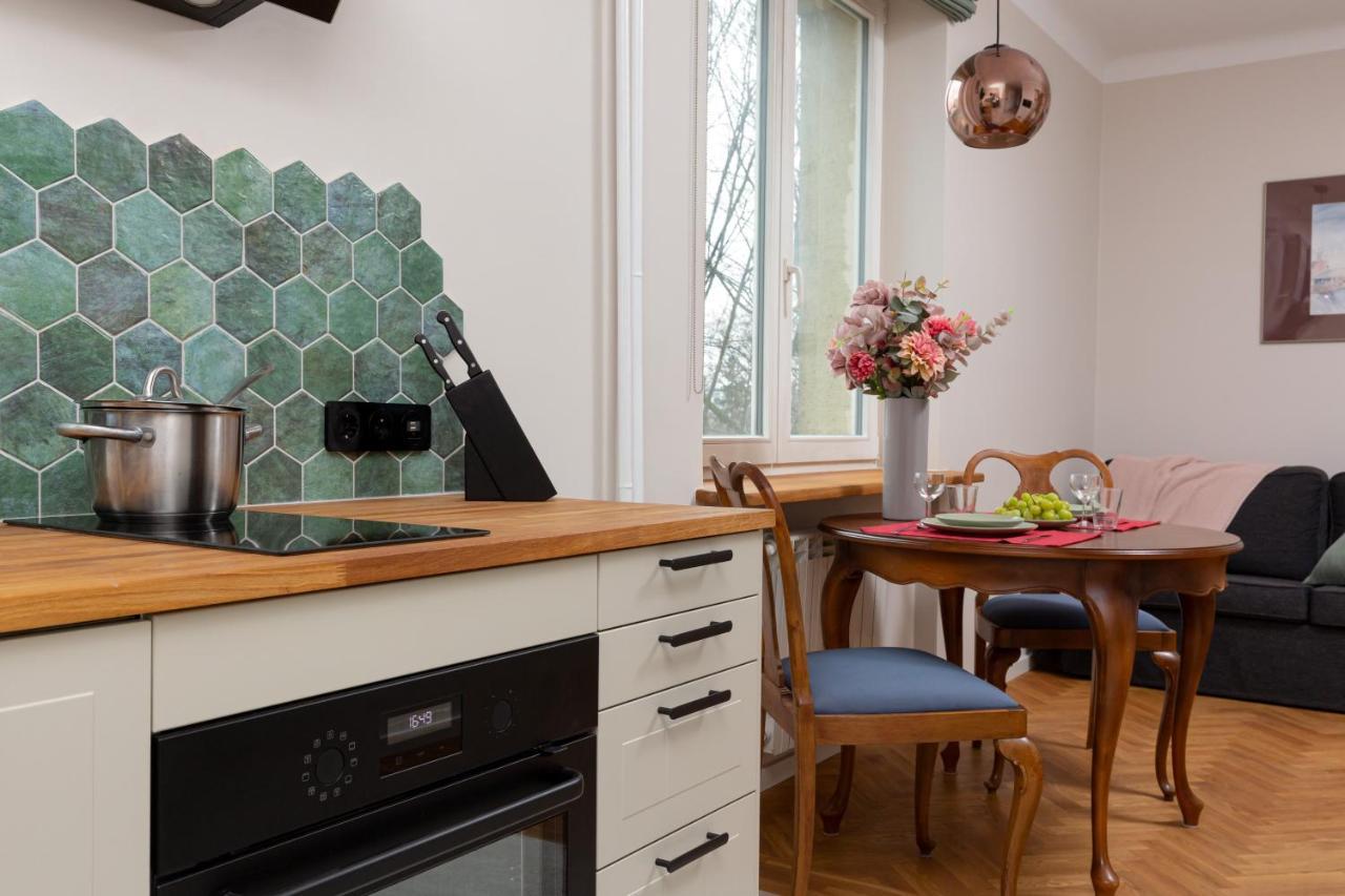 Apartment Warsaw Wiktorska By Noclegi Renters Dış mekan fotoğraf