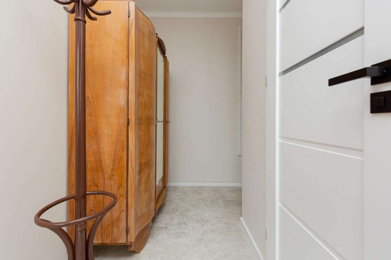Apartment Warsaw Wiktorska By Noclegi Renters Dış mekan fotoğraf