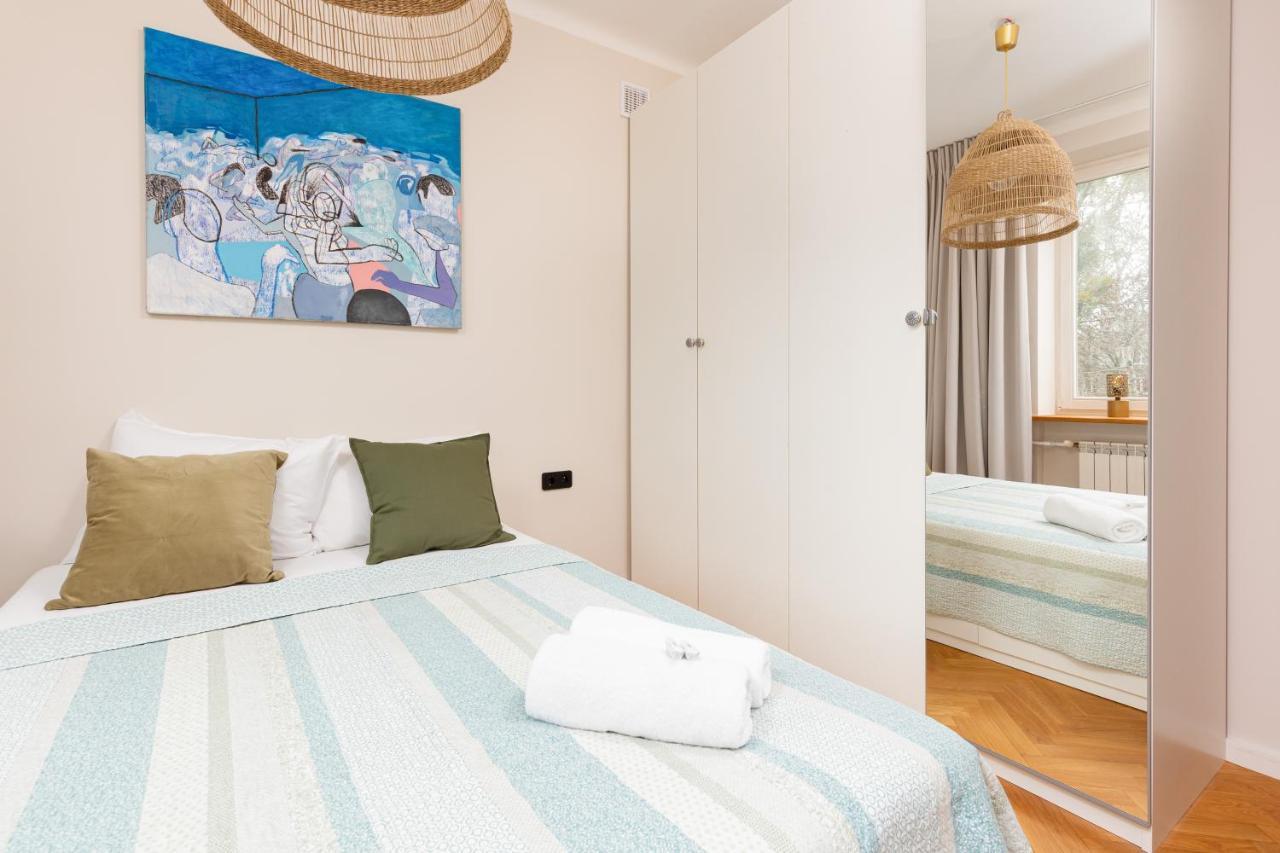 Apartment Warsaw Wiktorska By Noclegi Renters Dış mekan fotoğraf